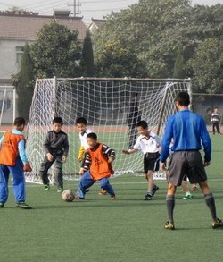 ★足球联赛 快乐起航作文-足球梦 梦起航作文