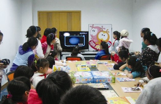 ★我与动漫零距离作文-我与女友的零距离接触